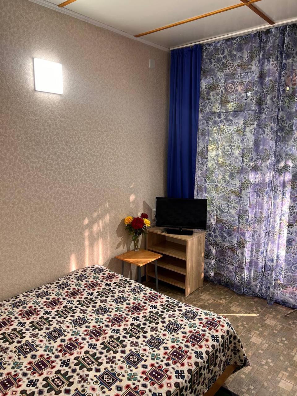 Podsolnukhi Guest House Cholpon-Ata Extérieur photo