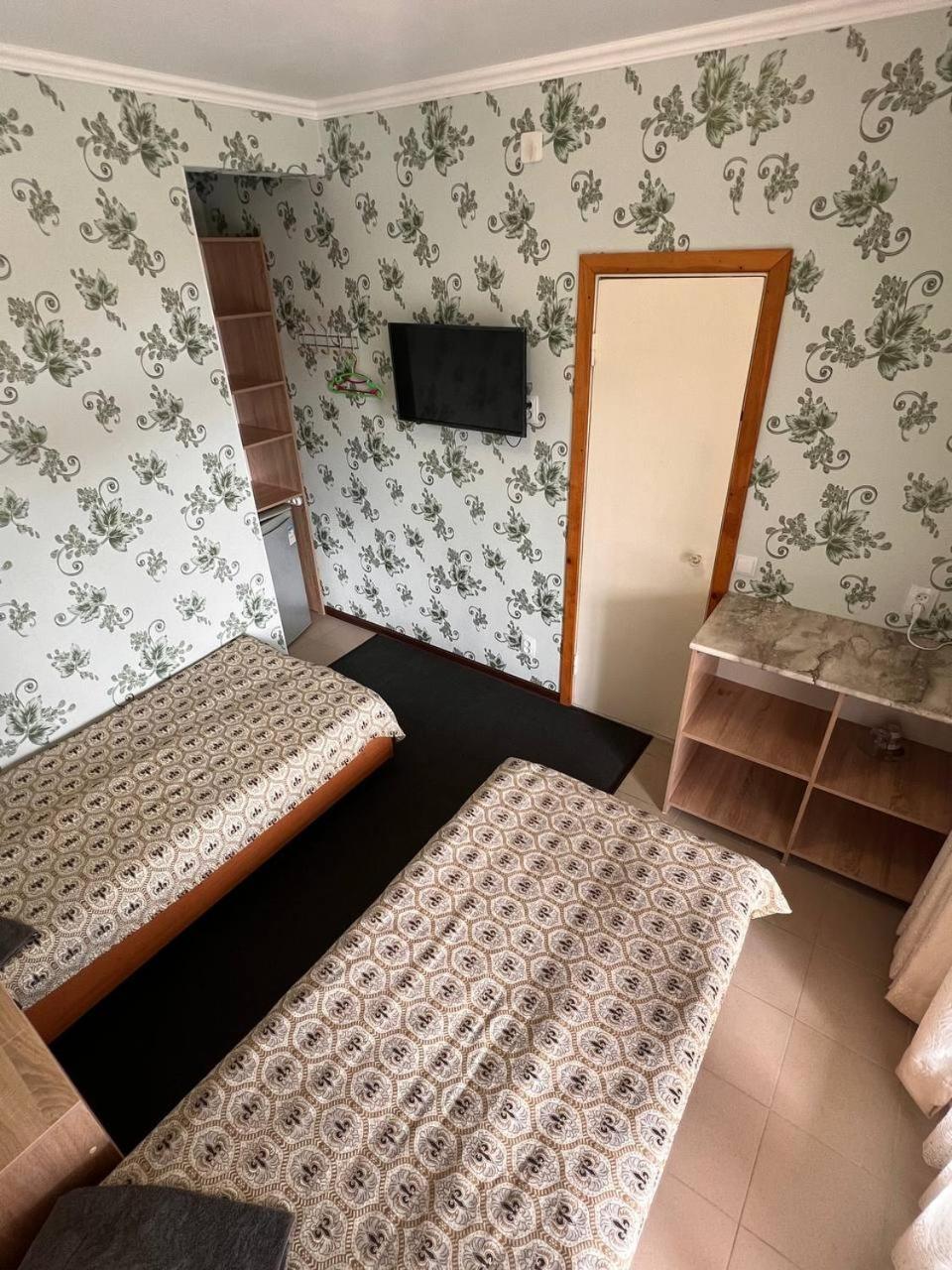 Podsolnukhi Guest House Cholpon-Ata Extérieur photo